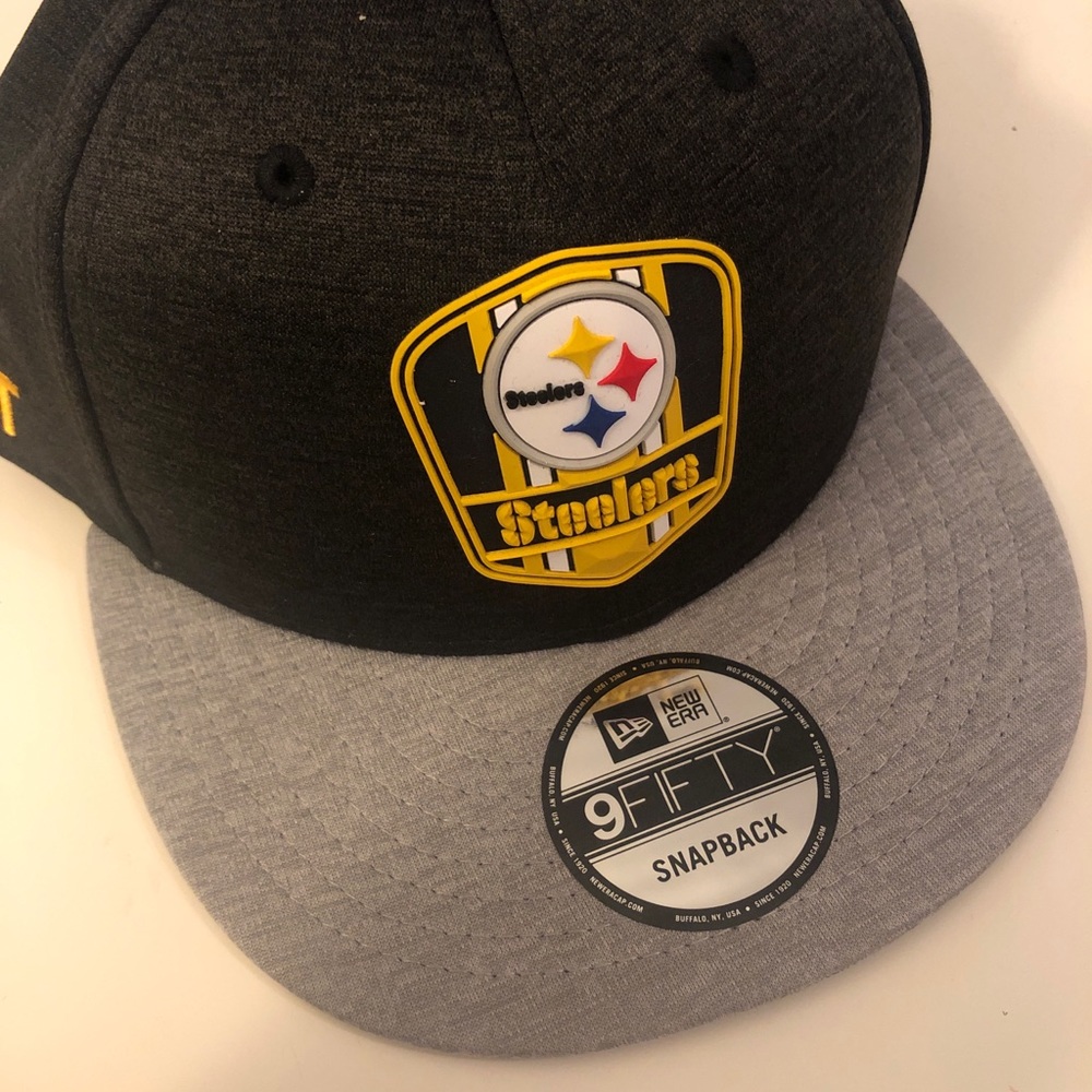 New Era NFL Steelers Hat Cap SnapBack New with tag